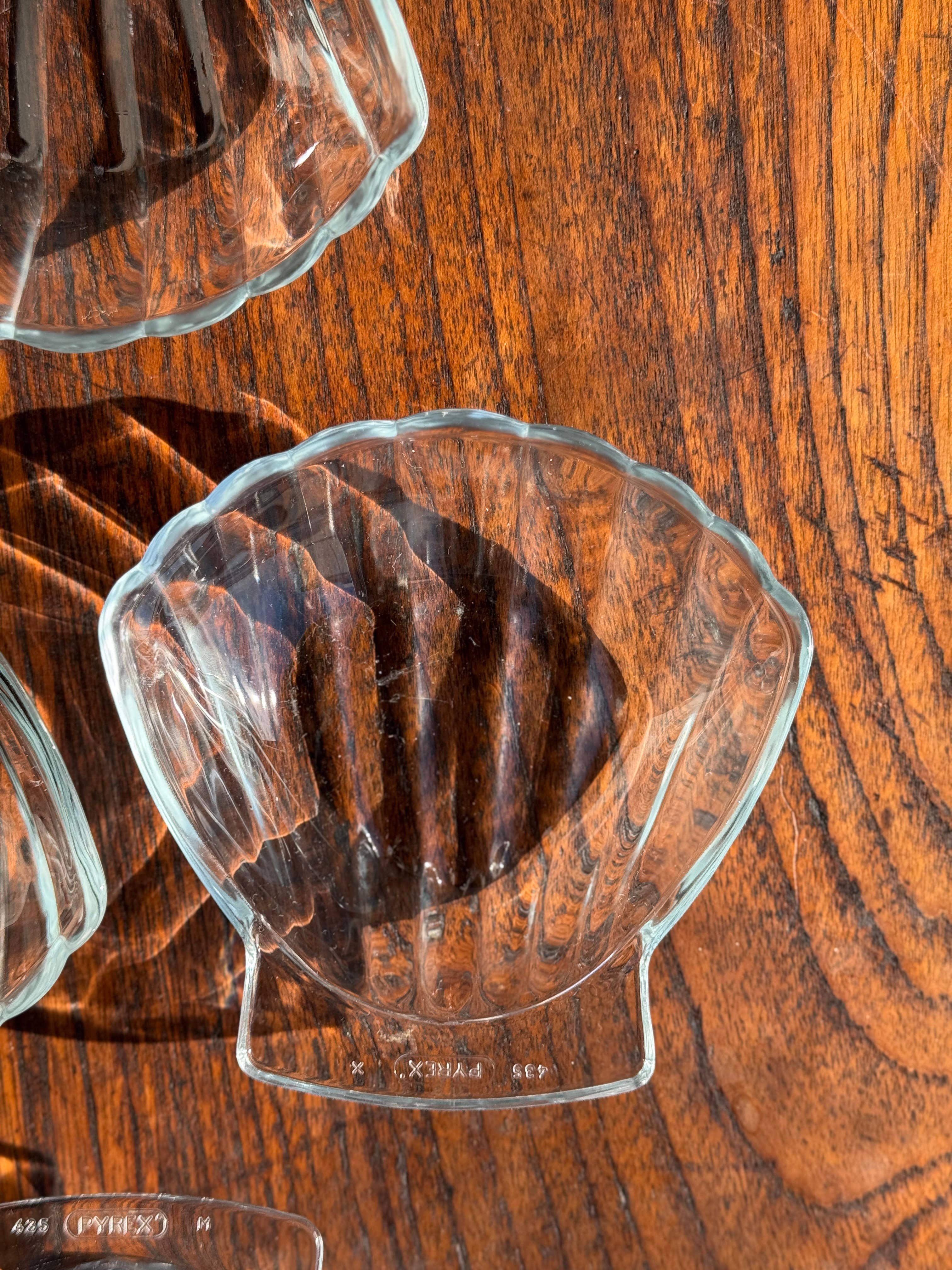Pyrex France shell-shaped glass dishes