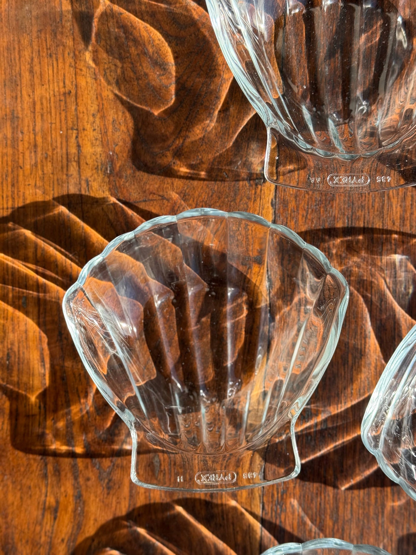 Pyrex France shell-shaped glass dishes