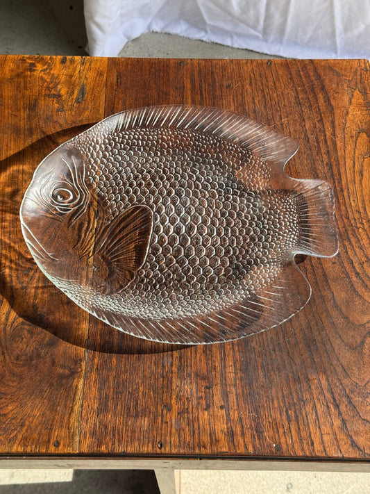 Large fish platter, transparent glass, vintage Arcoroc, L38.5