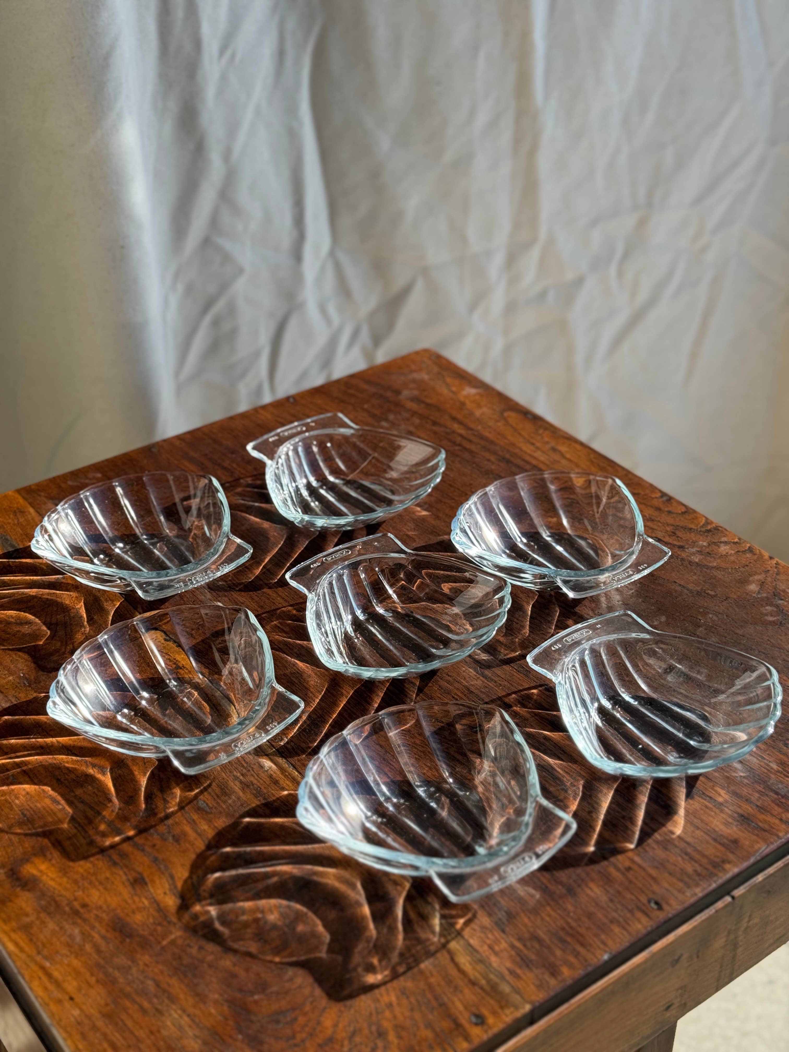 Pyrex France shell-shaped glass dishes