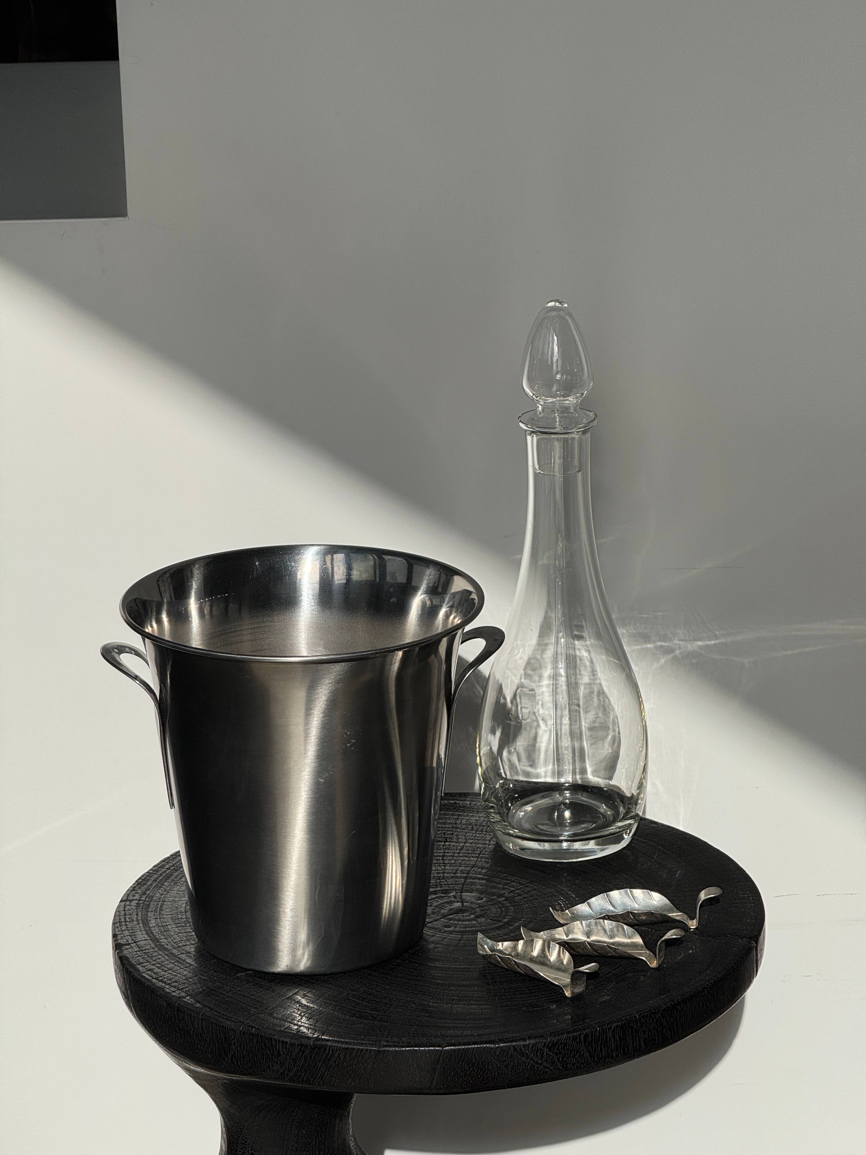 Guy Degrenne champagne bucket with Art Nouveau-style handles, stainless steel