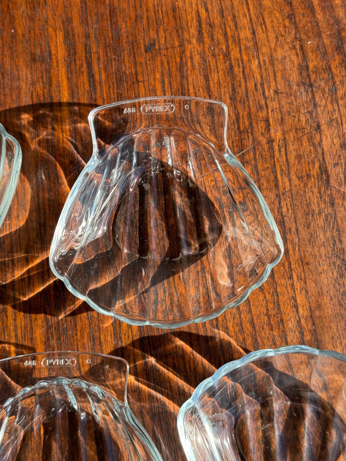 Pyrex France shell-shaped glass dishes