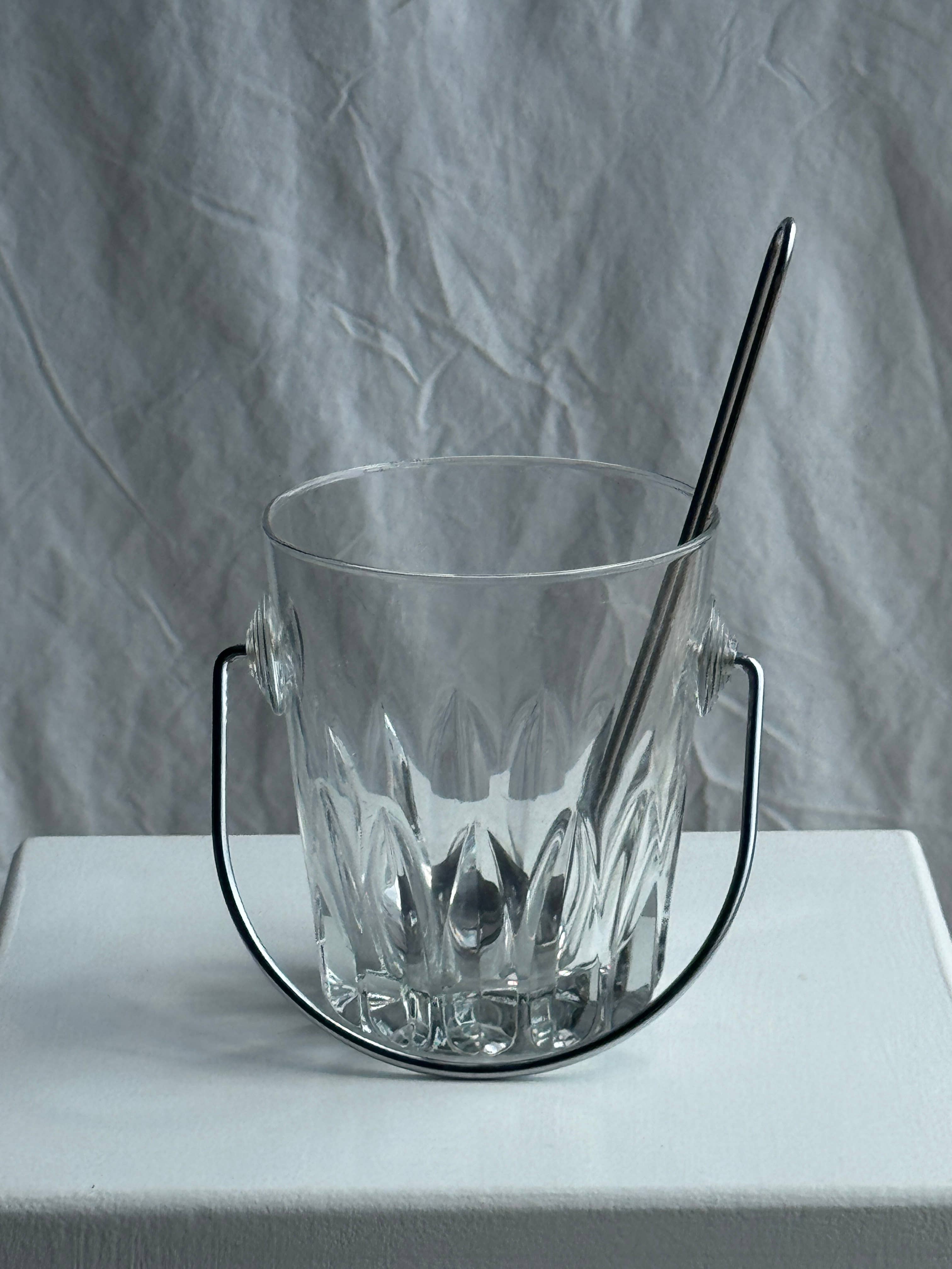 Small glass ice bucket with its ladle H13.5
