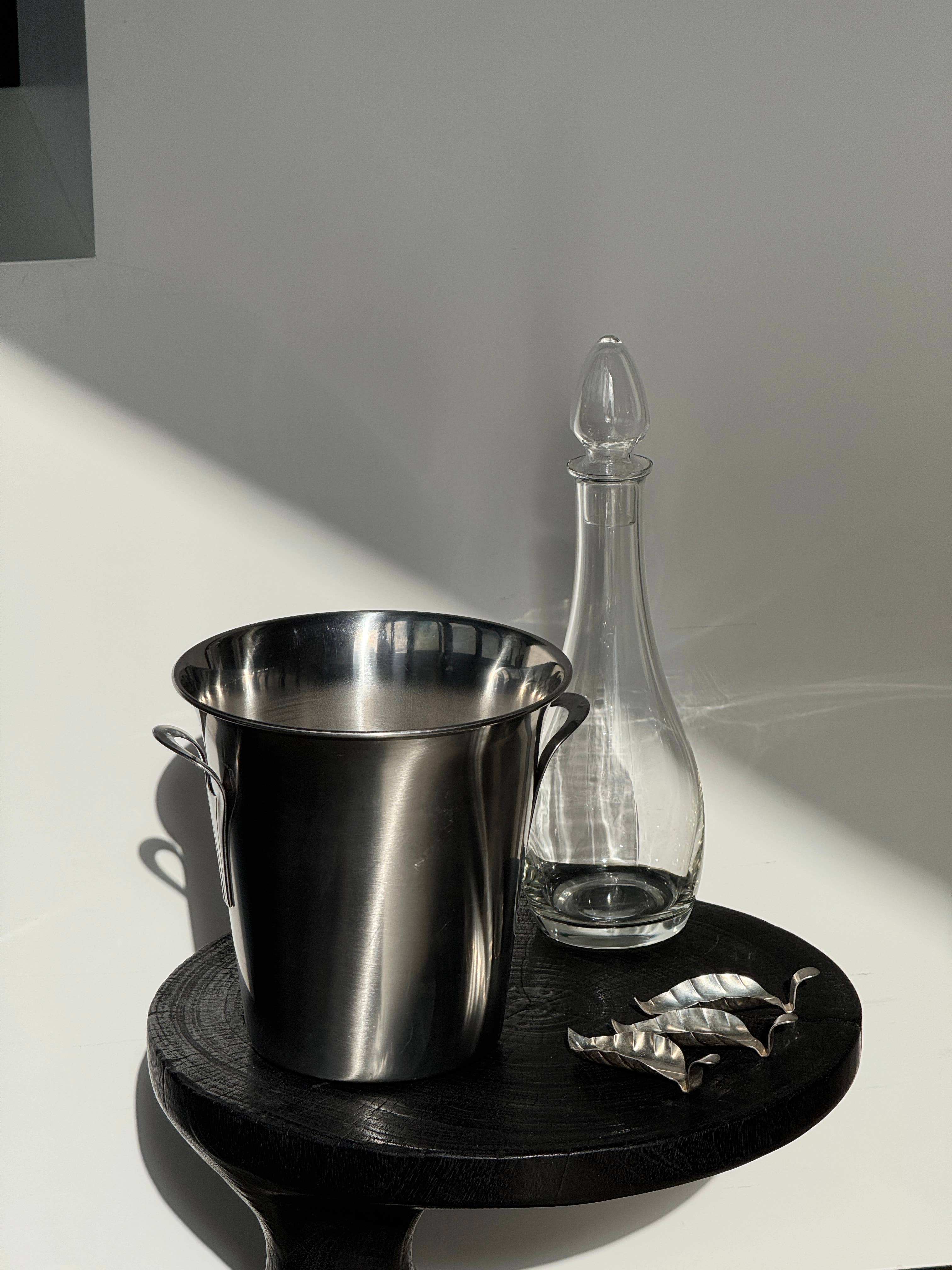 Guy Degrenne champagne bucket with Art Nouveau-style handles, stainless steel